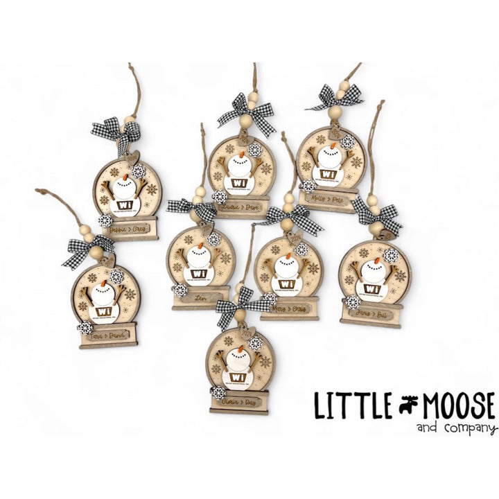 Ornament - Personalized snow globe snowman