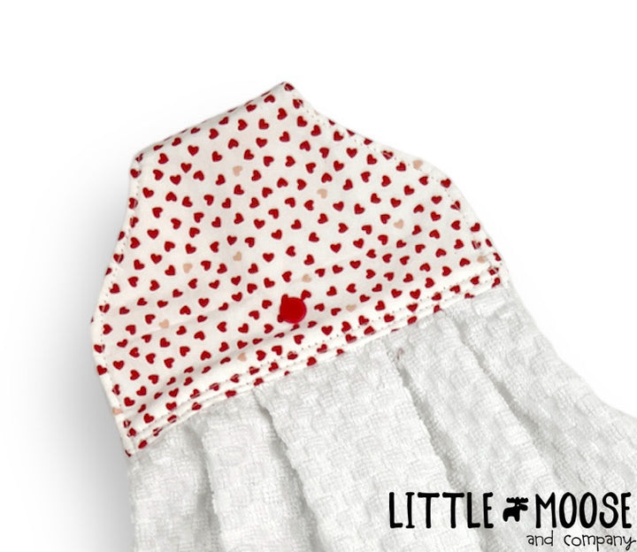 RTS - Hanging Towel - tossed red and pink hearts