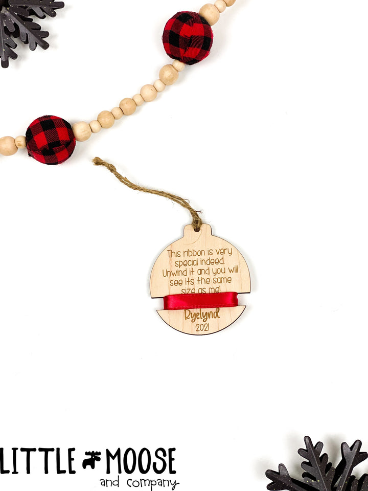 Ornament - Watch Me Grow - Round Ribbon - Personalized with Year